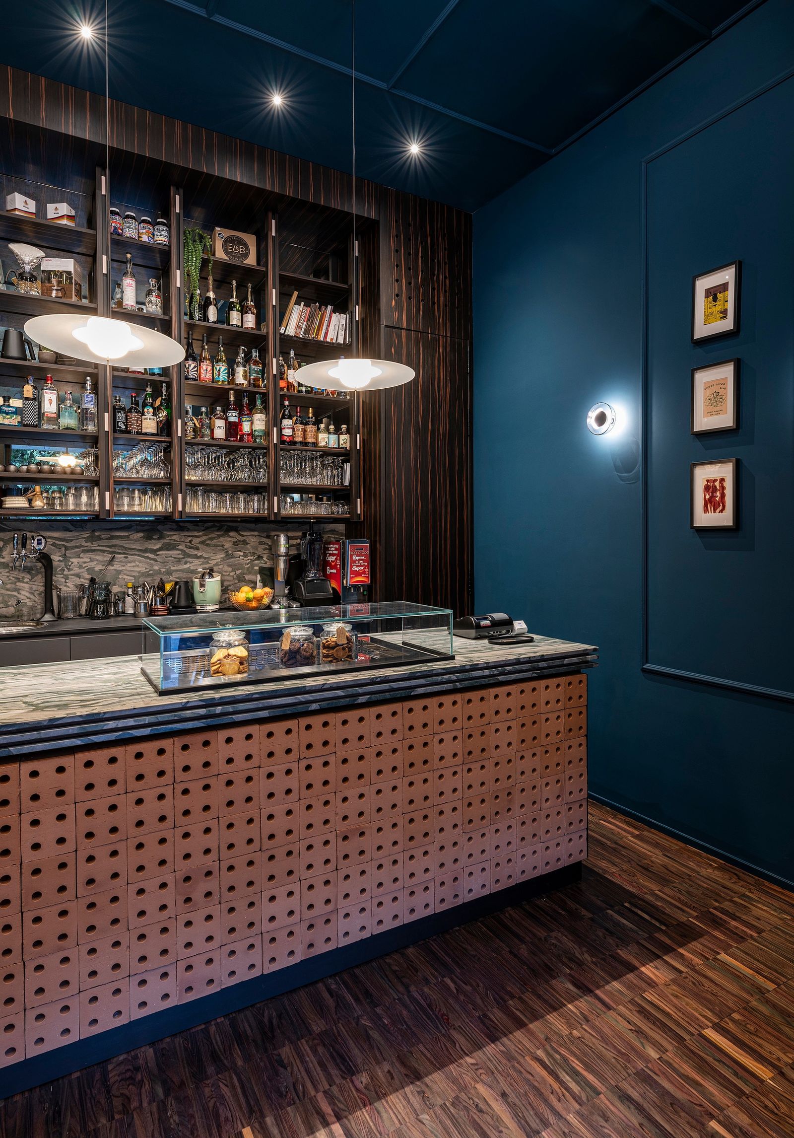 Counter and fitted wall at Ritual CoffeLab